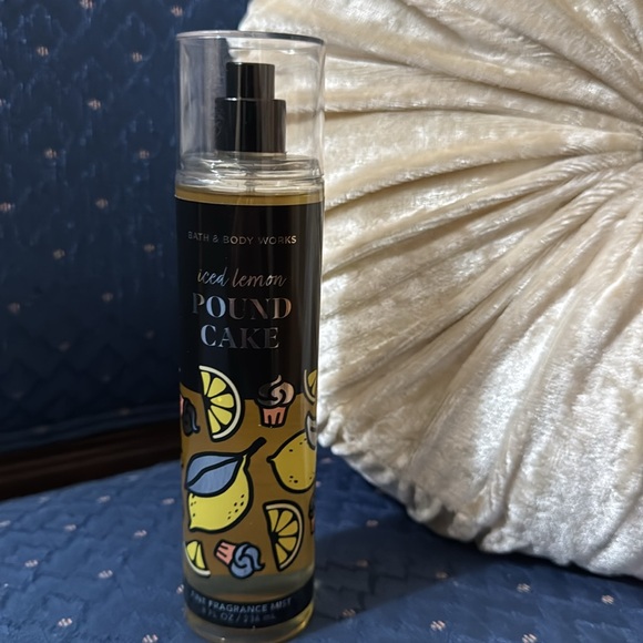 BATH & BODY WORKS SET. . . ICED LEMON POUND CAKE SCENT - Picture 5 of 6